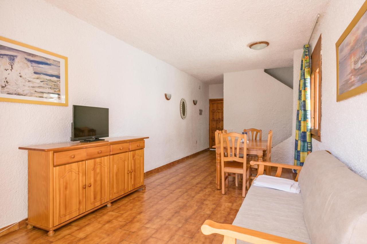 Rentalmar El Pinar Adosados * Miami Playa